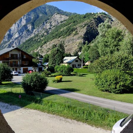 Studio Au Pied De L'Alpe D'Huez Apartment Le Bourg-d'Oisans Exterior photo